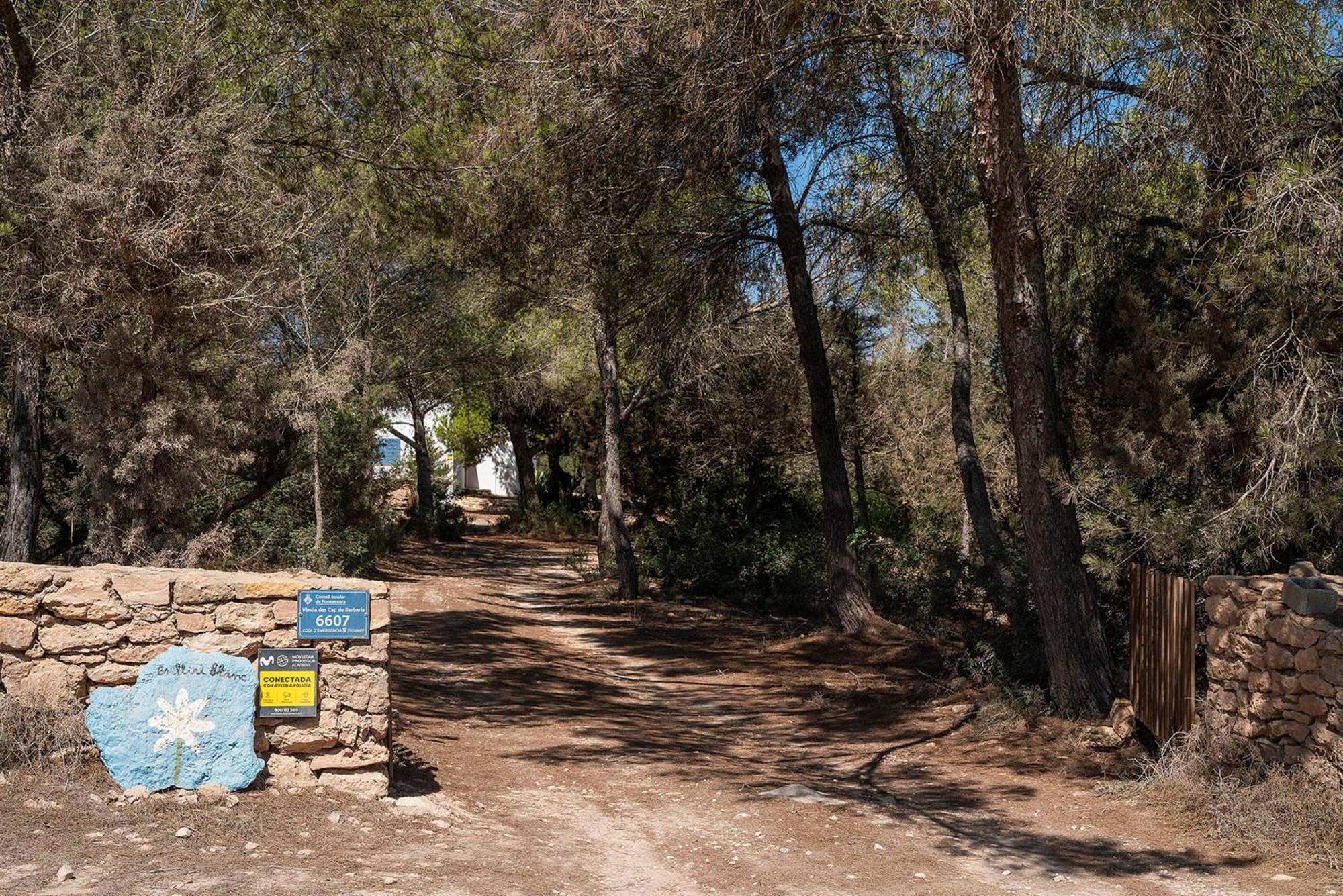 Es Lliri Blanc Villa Cala Saona Eksteriør bilde